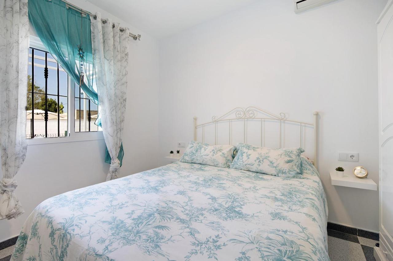 צ'יקלנה דה לה פרונטרה Villa Manuel מראה חיצוני תמונה